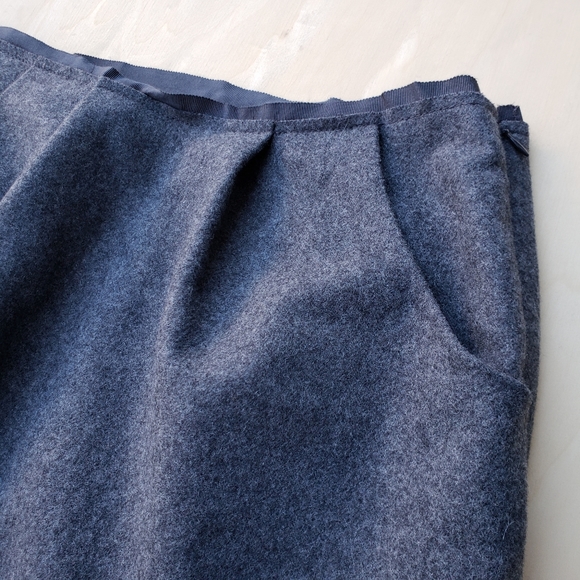 J. Crew Gray Felted Wool Mini Skirt w/ Pockets - 4 - Picture 4 of 12